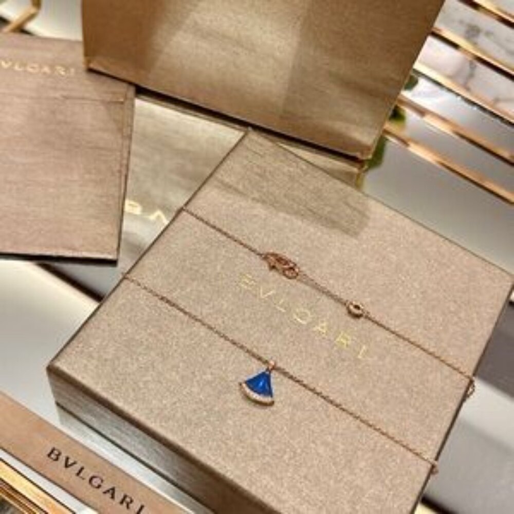 Bulgari Dress Necklace - Picture 8 of 9